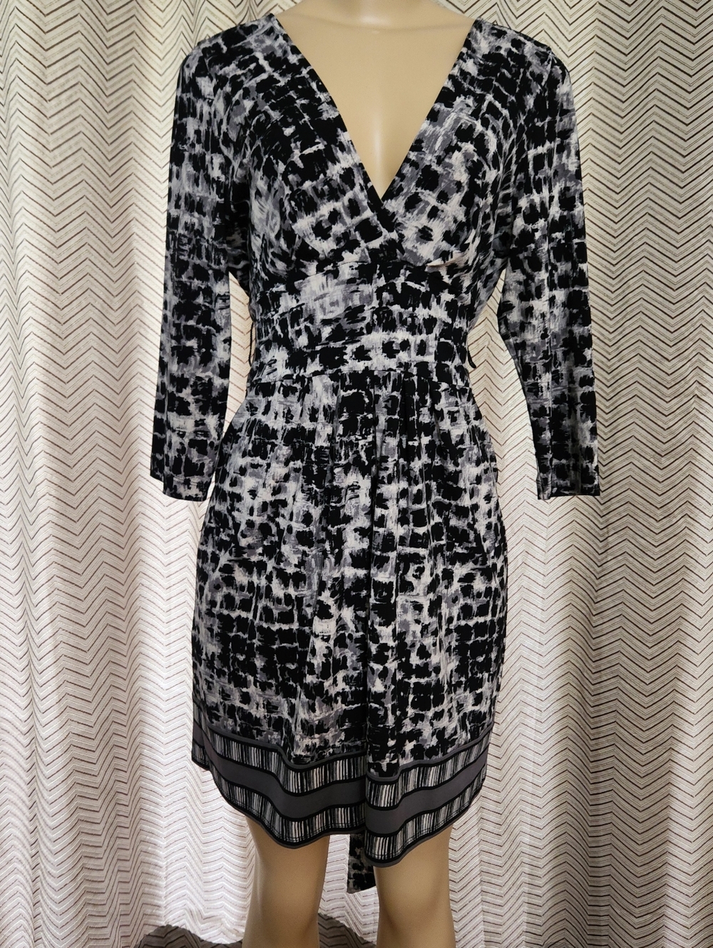 BCBGMaxAzria Black and White Abstract V-Neck Dress